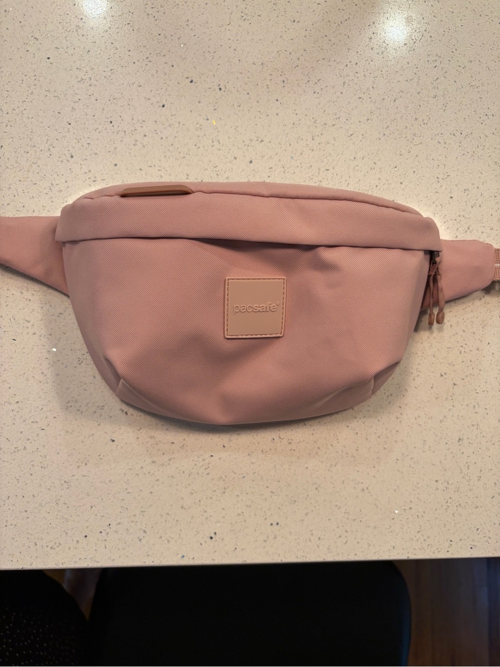 Pacsafe Anti Theft Dusty Pink Sling Pack